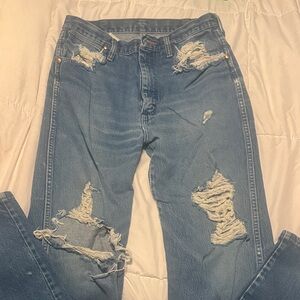 Men's Blue Distressed (naturally) Wrangler Jeans